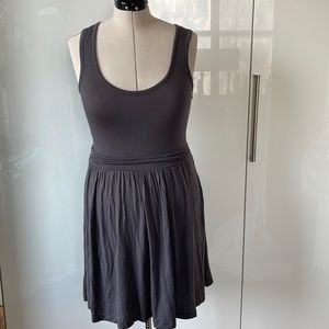 CLUB MONACO Dress Sleeveless in Gray Size-8.